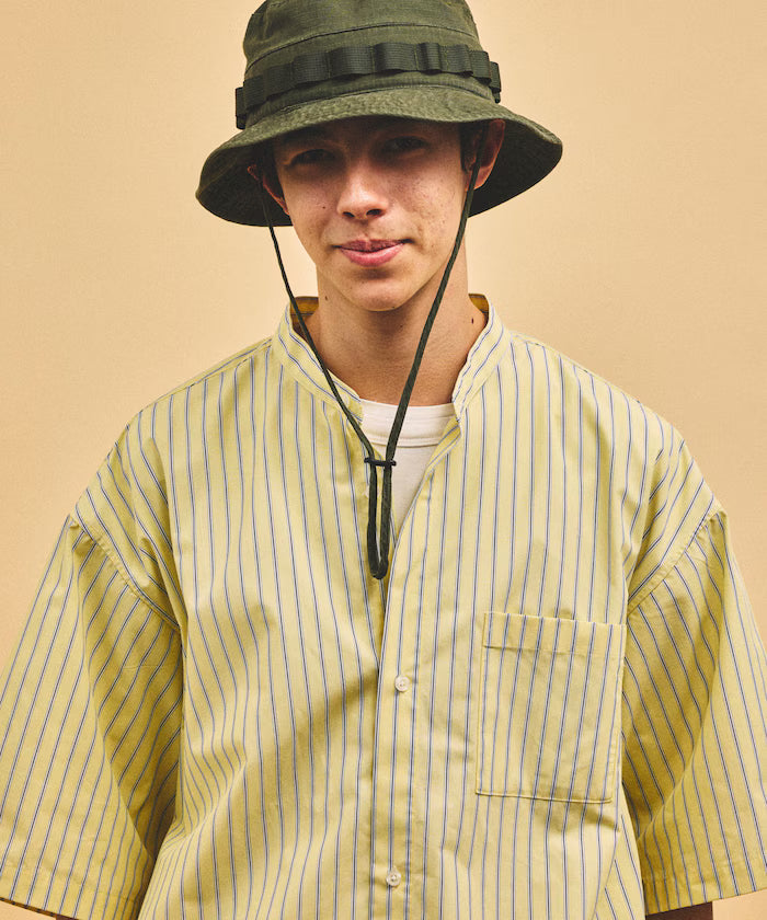 Typewriter Spindle Band Collar Stripe Short Sleeve Shirt