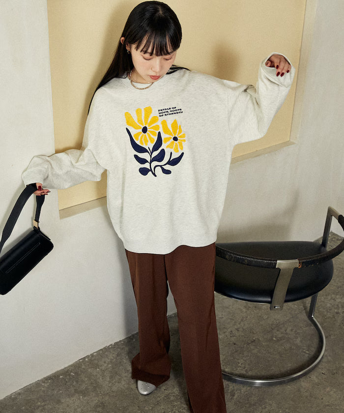 Daisy Embroidered Crew Sweat Limited Edition