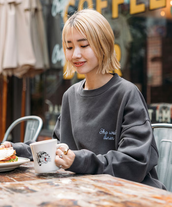 SHE WOLF DINER×FREAK'S STORE/She Wolf Diner Exclusive Big Silhouette Back Embroidered Crewneck Sweatshirt/WOLF [Limited Edition]