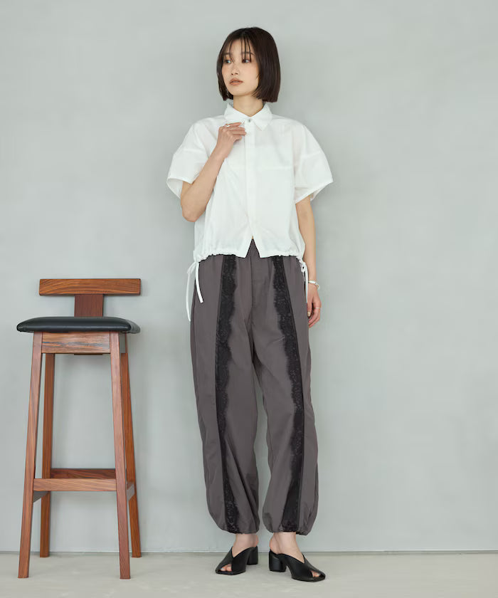 Switch Short Sleeve Hem Code Blouse