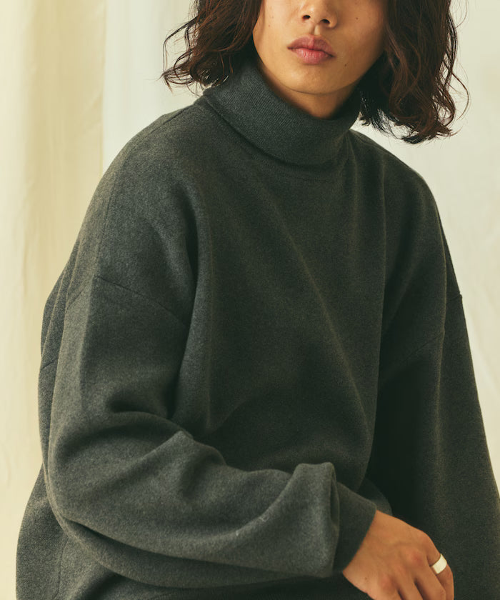 Relax Fit Sweat-Like Turtleneck Knit 【Limited Edition】 - Charcoal Gray