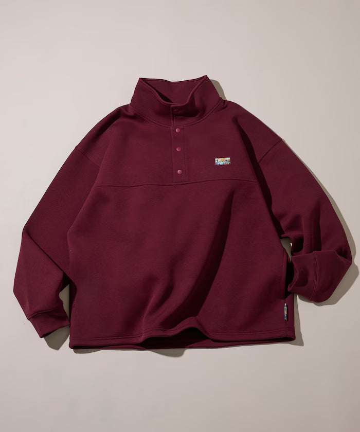 Big Silhouette Spindle Cardboard One Point Logo Snap Button Sweat