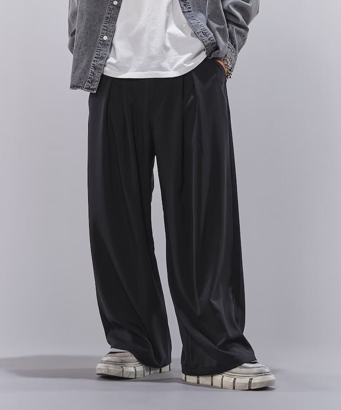 Tuck Wide Slacks [Limited Edition] - Black