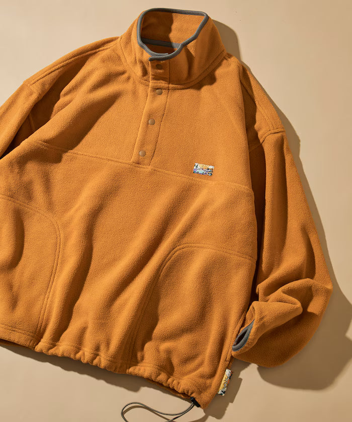 Big Silhouette One Point Logo Fleece Snap Button Spindle Pullover