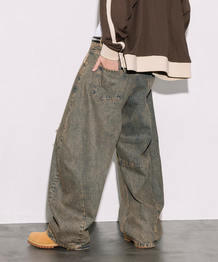 Wide Silhouette Curve Damaged Denim Pants