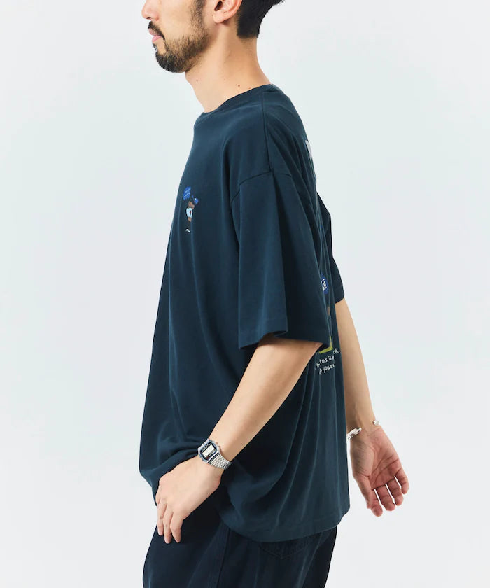 [May 22 12:00 Sales Start] kaoyorinakami × FREAK'S STORE / Kaoyorinakami Special Edition Random Bear Tee
