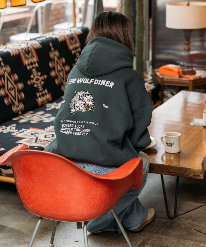 SHE WOLF DINER×FREAK'S STORE/She Wolf Diner Limited Edition Big Silhouette Back Embroidery Hoodie/WOLF 【Limited Release】