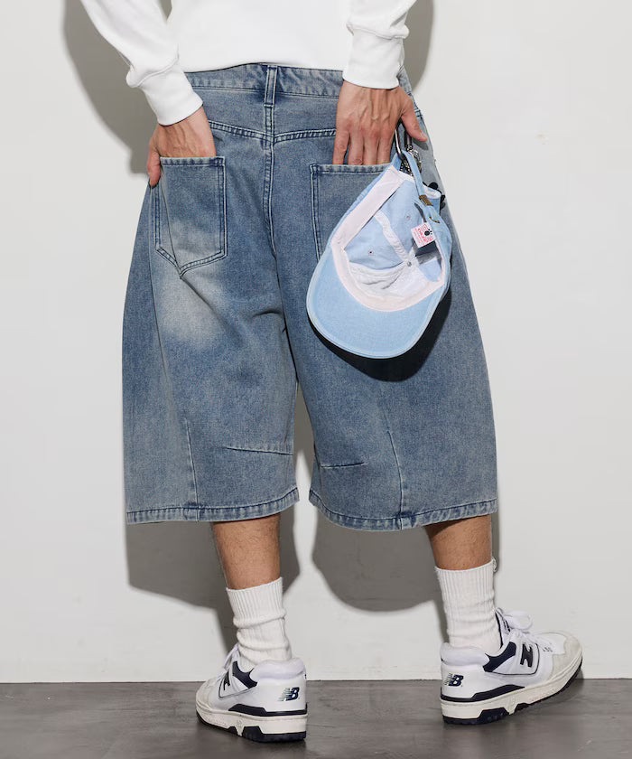 Wide Silhouette Vintage Processed Cropped Curve Denim Shorts