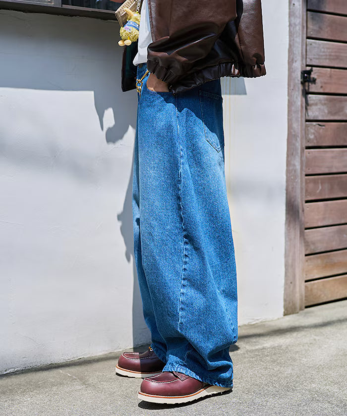 Wide Silhouette Curve Denim Pants One Wash