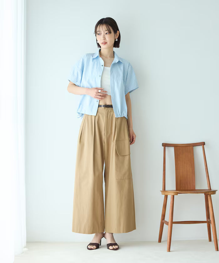 Switch Short Sleeve Hem Code Blouse