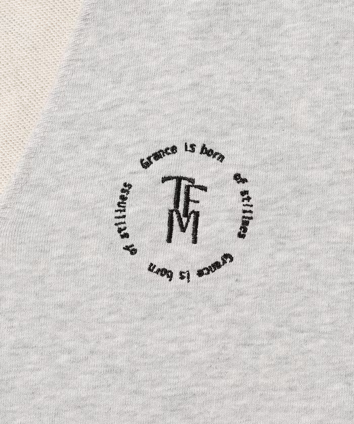 Organic Cotton V-Neck Embroidery Sweatshirt / Relaxed Fit / French Terry Sweatshirt