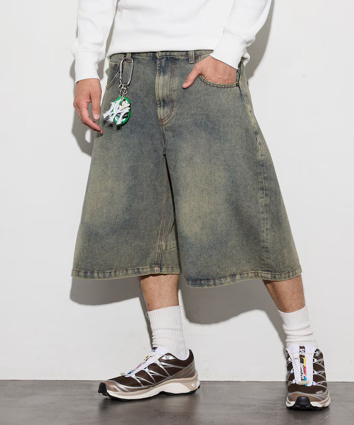 Wide Silhouette Vintage Processed Cropped Curve Denim Shorts - Dark Navy