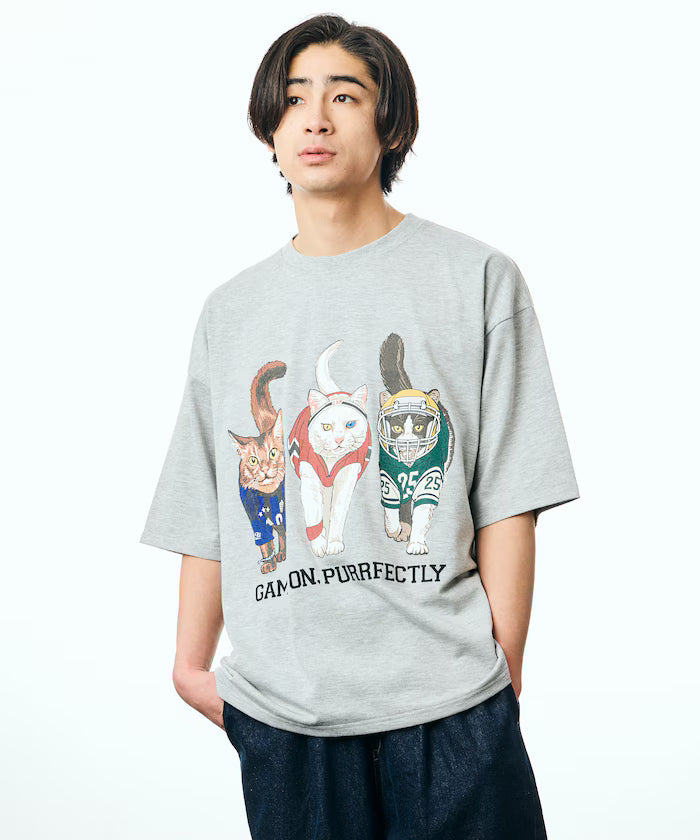 Limited Edition Big Silhouette Back Print T-Shirt THREE CATS