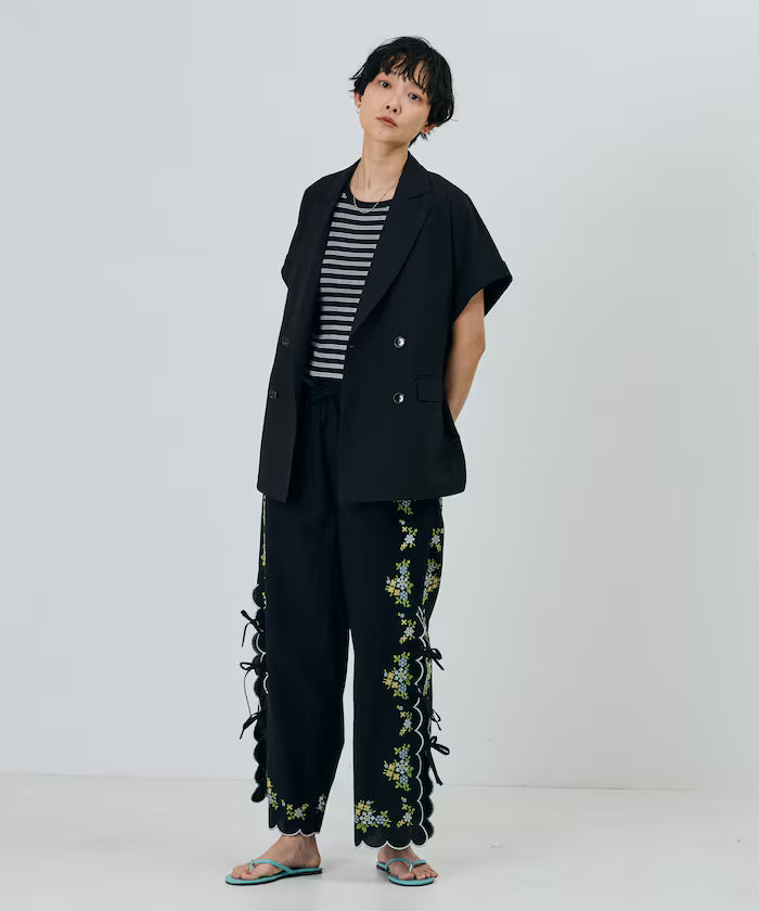 India Scallop Floral Embroidery Pants