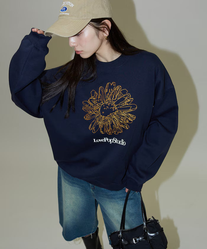 LOVE POP STUDIO FLOWER EMBROIDERY SWEAT【Limited Edition】