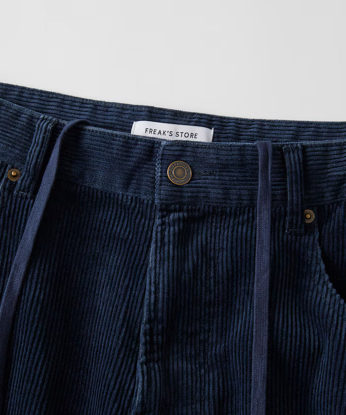 Wide Silhouette One Wash Curve Corduroy Pants