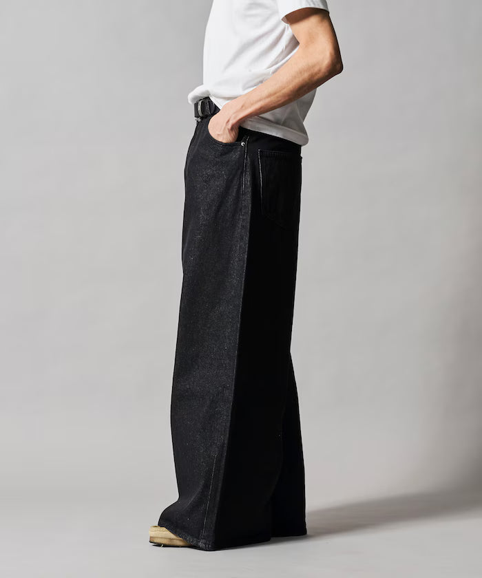 Wide Flare Silhouette Denim Pants [Limited Edition]