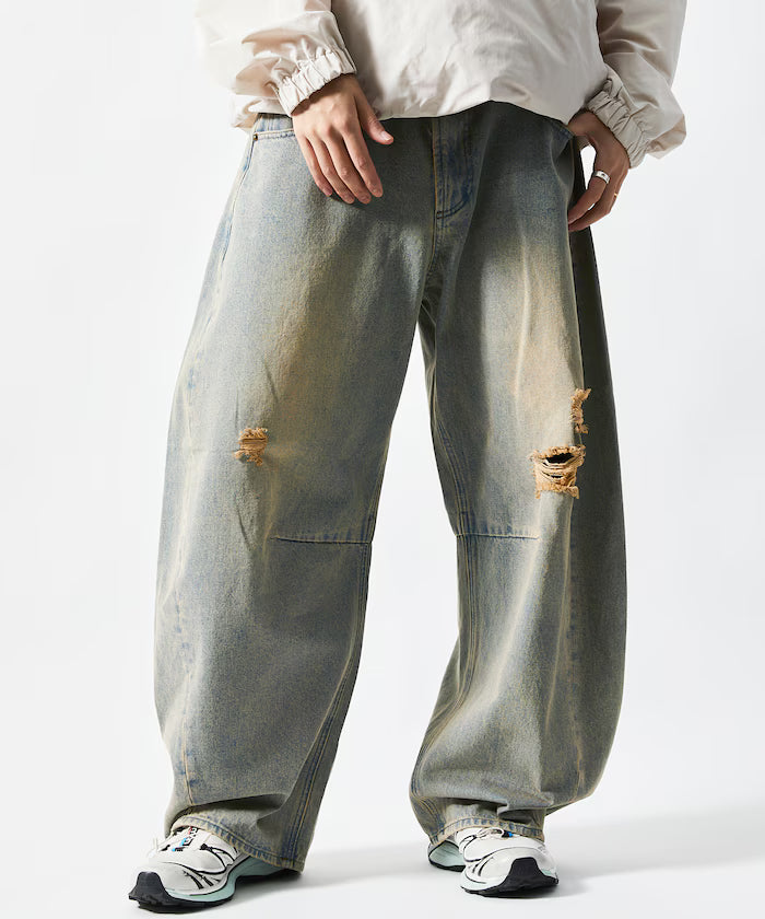 Wide Silhouette Curve Damaged Denim Pants