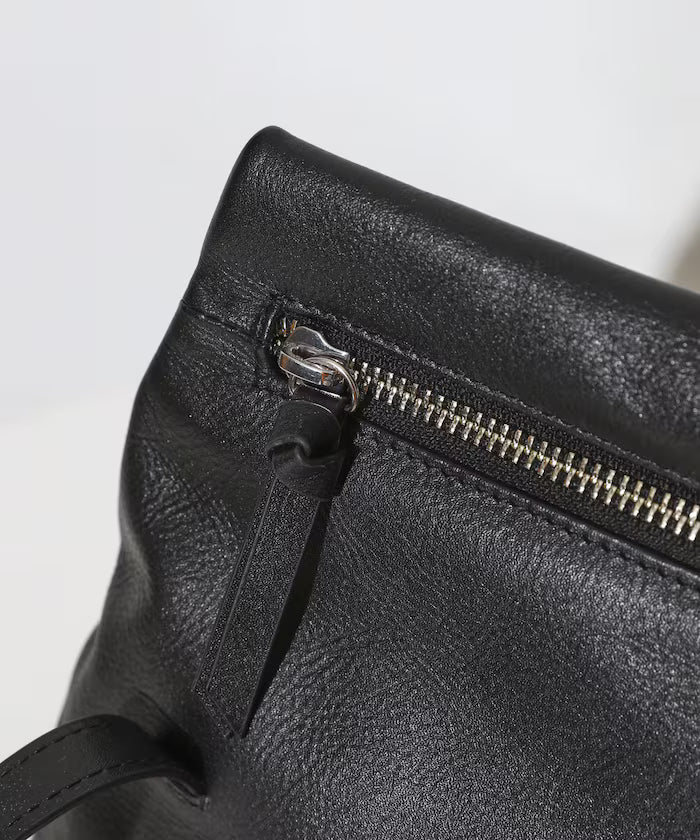Leather Flap Shoulder Bag / Cowhide / Water-Repellent Leather