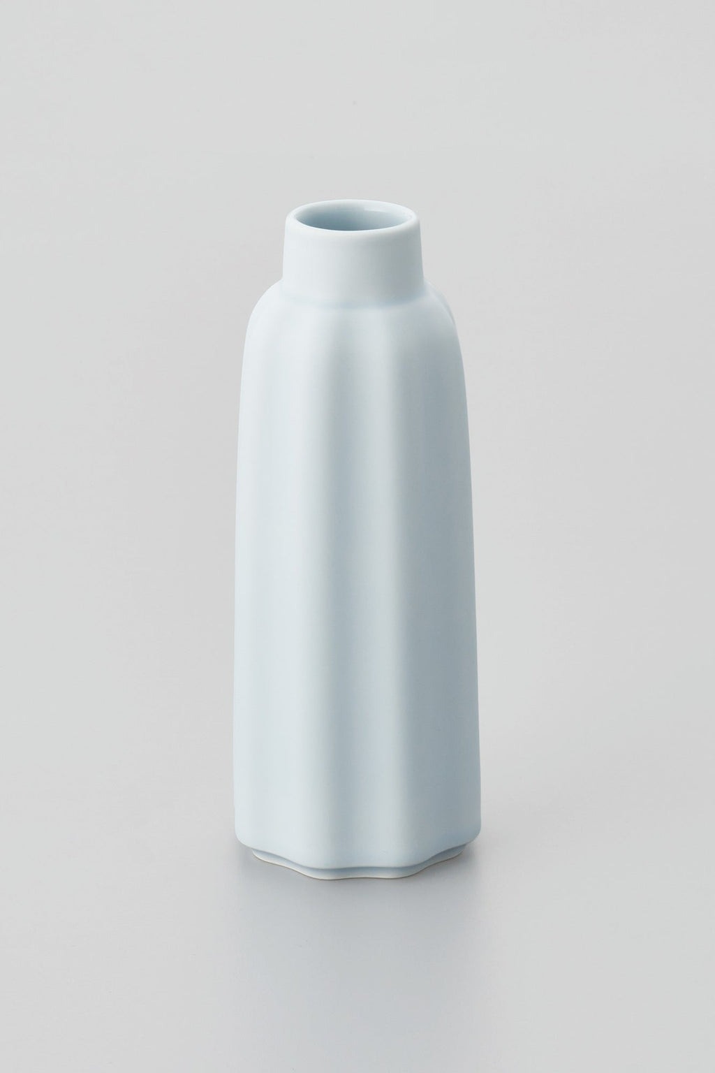 PORCELAIN POTTERY VASE - OPALIN BLUE