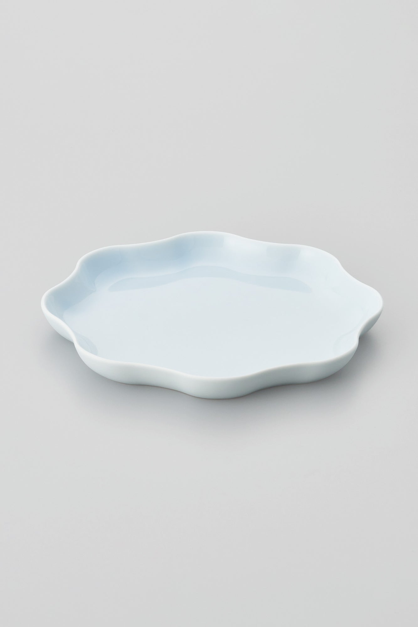 PORCELAIN POTTERY PLATE MEDIUM - OPALIN BLUE