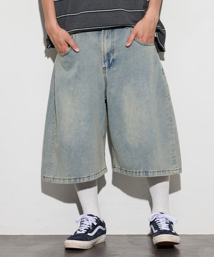 Wide Silhouette Vintage Processed Cropped Curve Denim Shorts - Saxony Blue