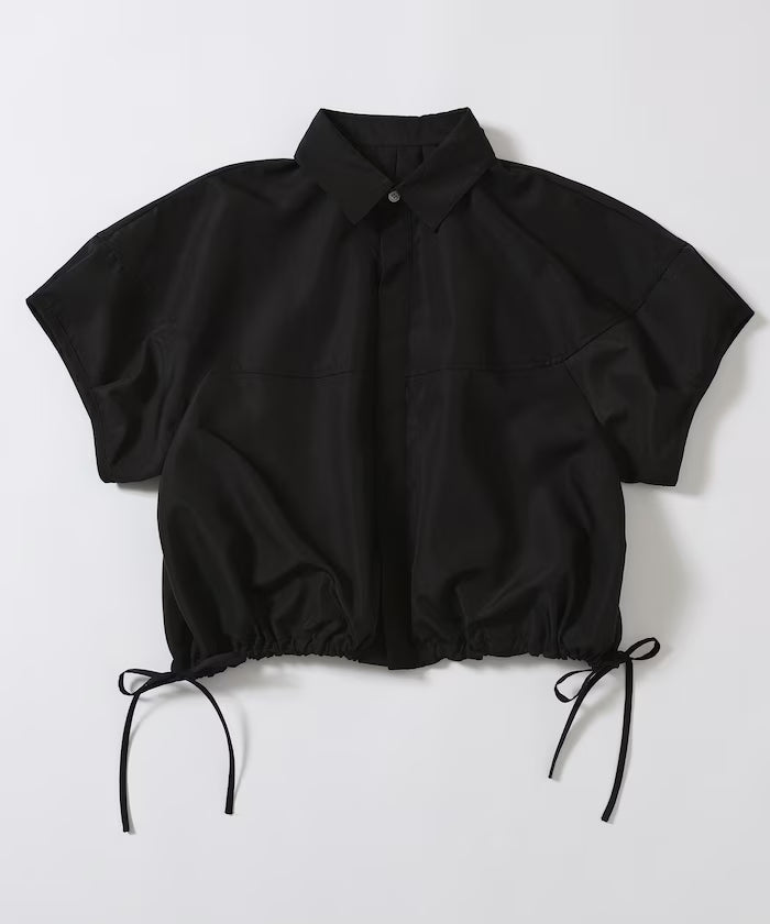 Switch Short Sleeve Hem Code Blouse
