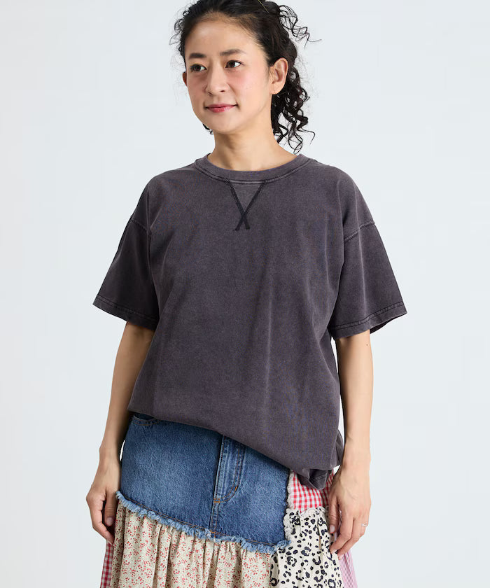 V Gazette Vintage-Like T-Shirt