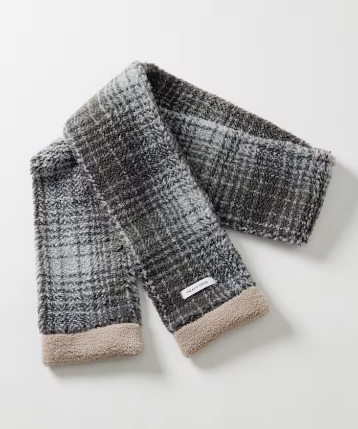 Checkered Pattern Boa Fleece Scarf - Gray