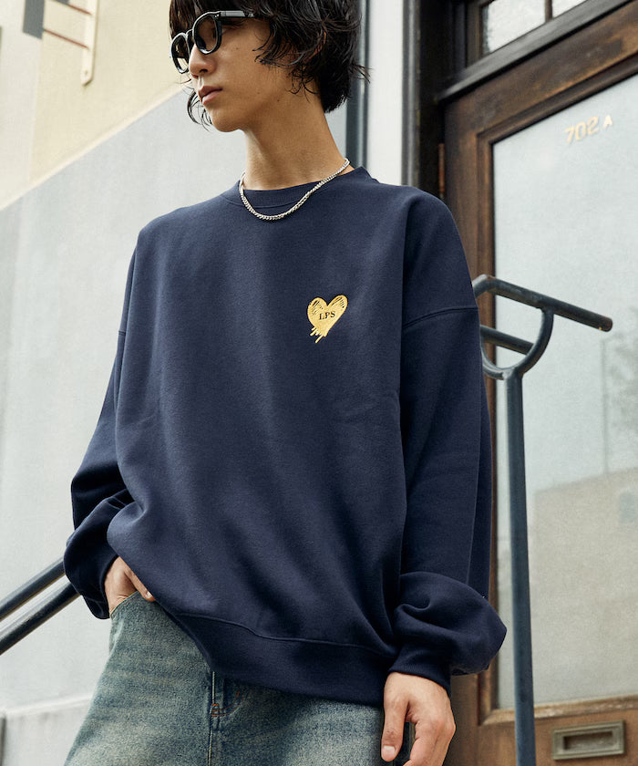 LOVE POP STUDIO HEART LOGO GRAPHIC SWEAT【Limited Edition】