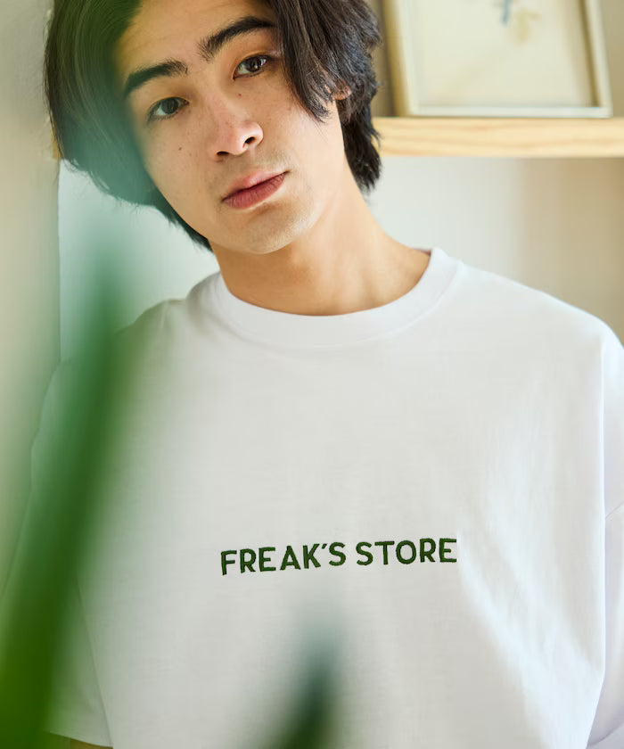 Relaxed Fit Embroidered Logo Crew Neck T-Shirt 【Limited Edition】 - White