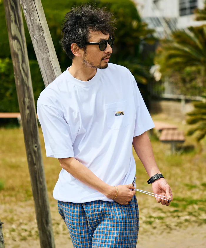 FREAK'S STORE for BEACH & FES Relax Fit One Point Logo Spindle Pocket T-shirt
