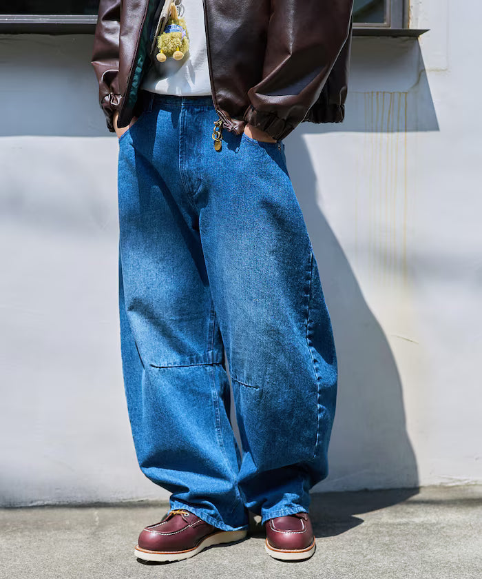 Wide Silhouette Curve Denim Pants One Wash