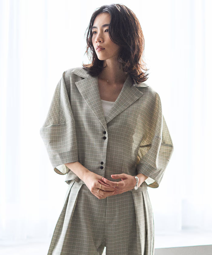 Balloon Sleeve Shirt with Karami Check / Compatible with Set Up - Released on March 11 at 12:00