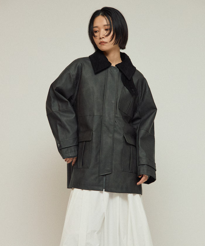 Oversized Crush Leatherette Jacket / Collar Corduroy