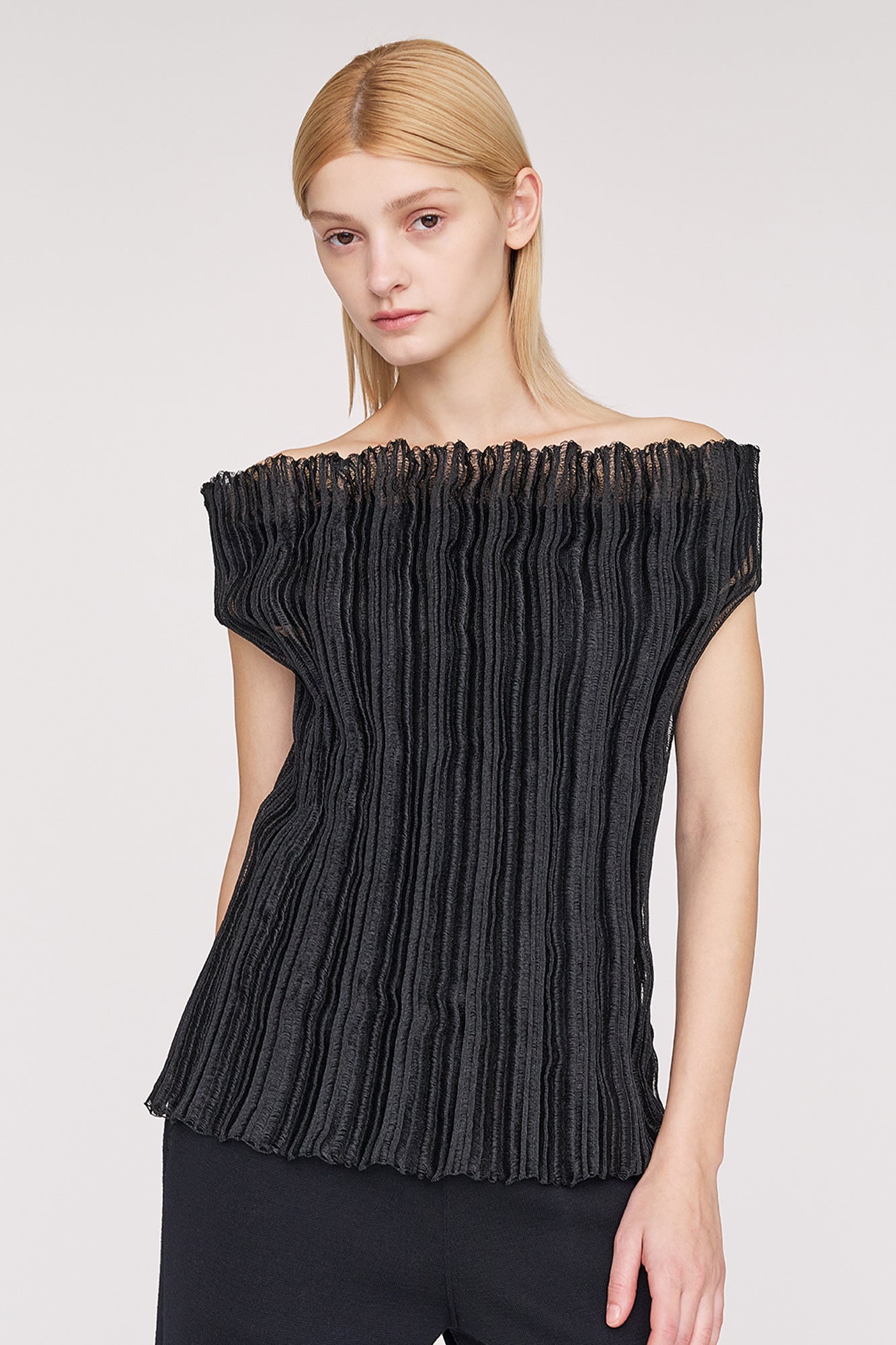 METAL OFF SHOULDER TOP