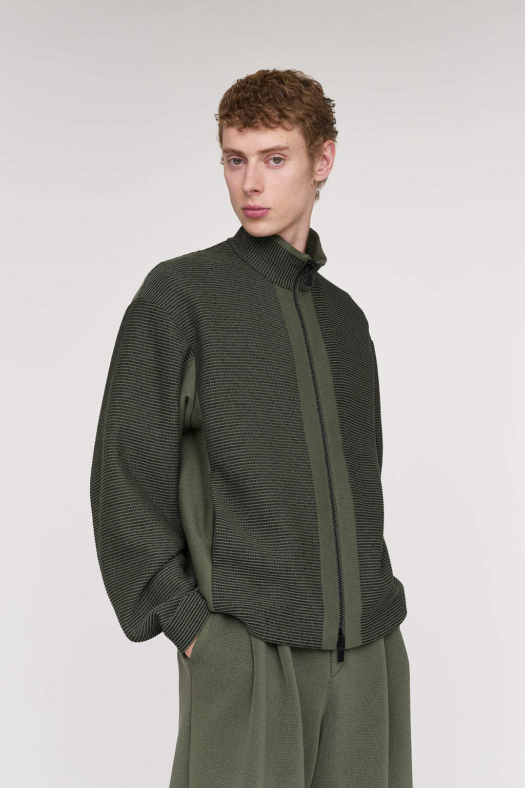 WAFFLE LUCENT STAND COLLAR ZIP BLOUSON