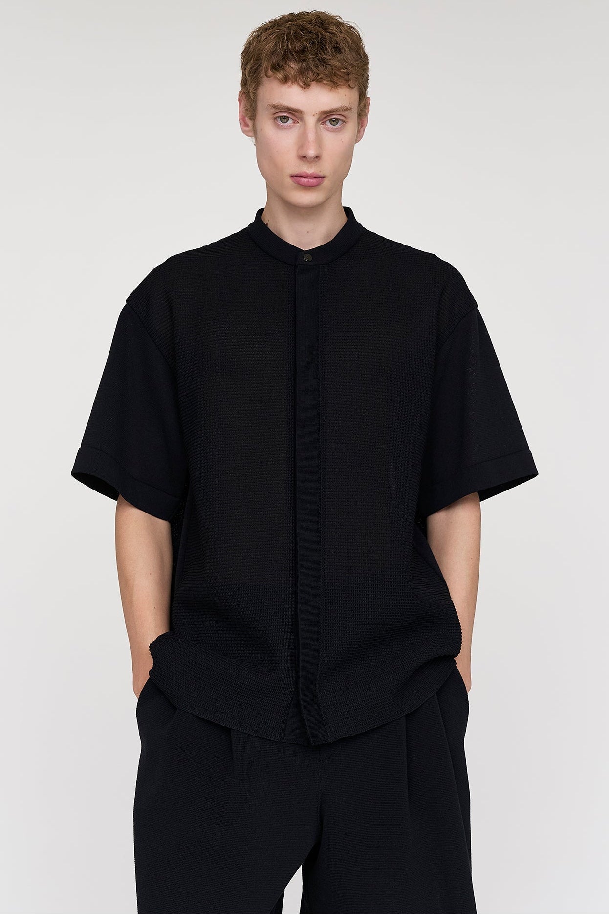 WAFFLE LUCENT SHORT SLEEVE SHIRT