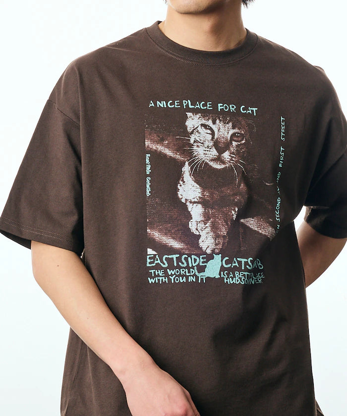 Big Silhouette Back Print Crew Neck T-Shirt / CAT Photo 【Limited Edition】 - Brown