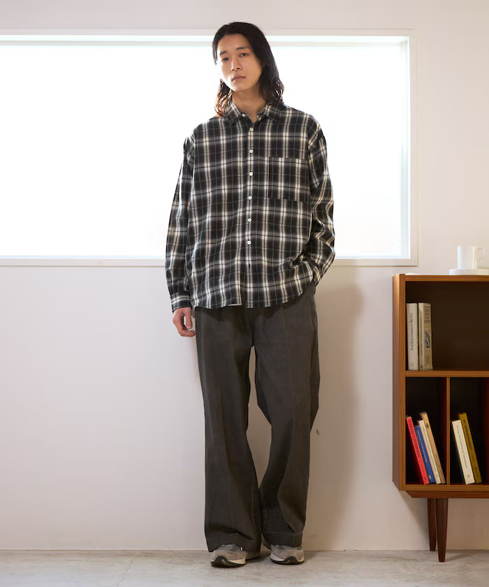 Fade processing cotton tuck wide pants