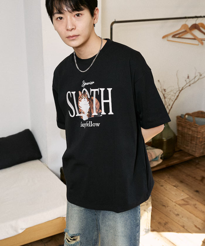 <Functional Material> SLOTH Embroidered Cat T-Shirt Limited Edition