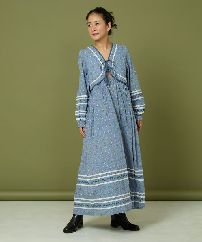 Bust Cut One-Piece with Chest Quilt and Ribbon