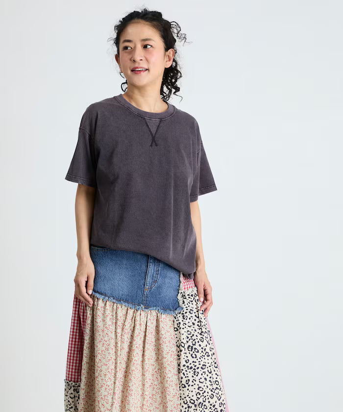 V Gazette Vintage-Like T-Shirt