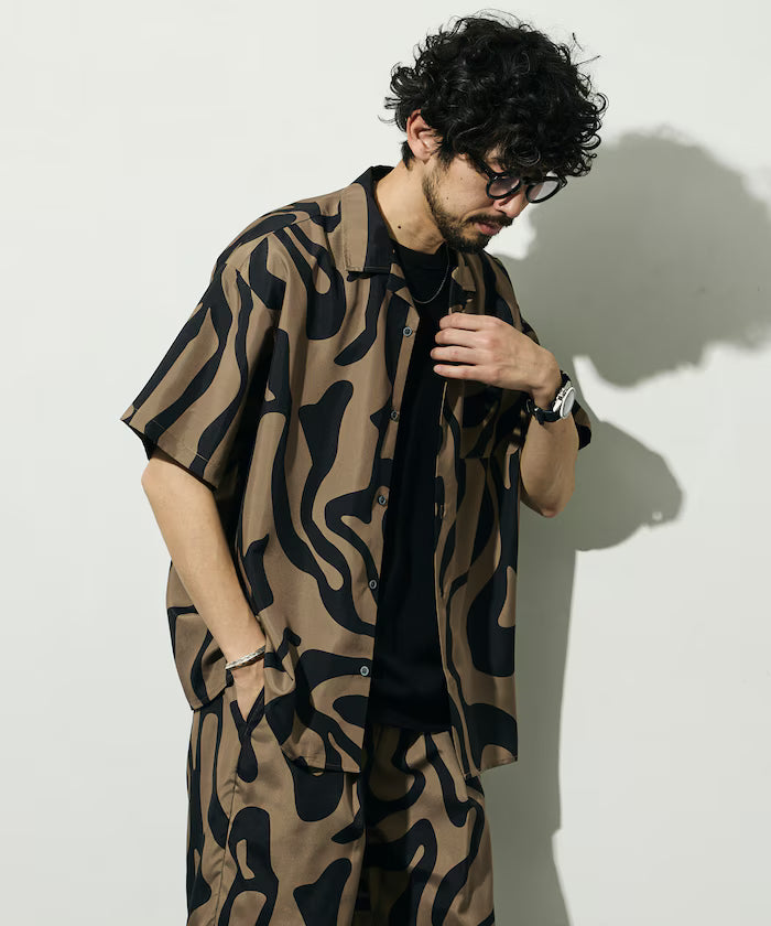 Open collar pattern short sleeve shirt / all-over design open collar shirt / compatible with set-up