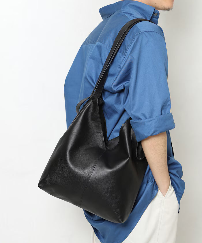 Leather 2-way triangle tote / water-repellent leather / A4