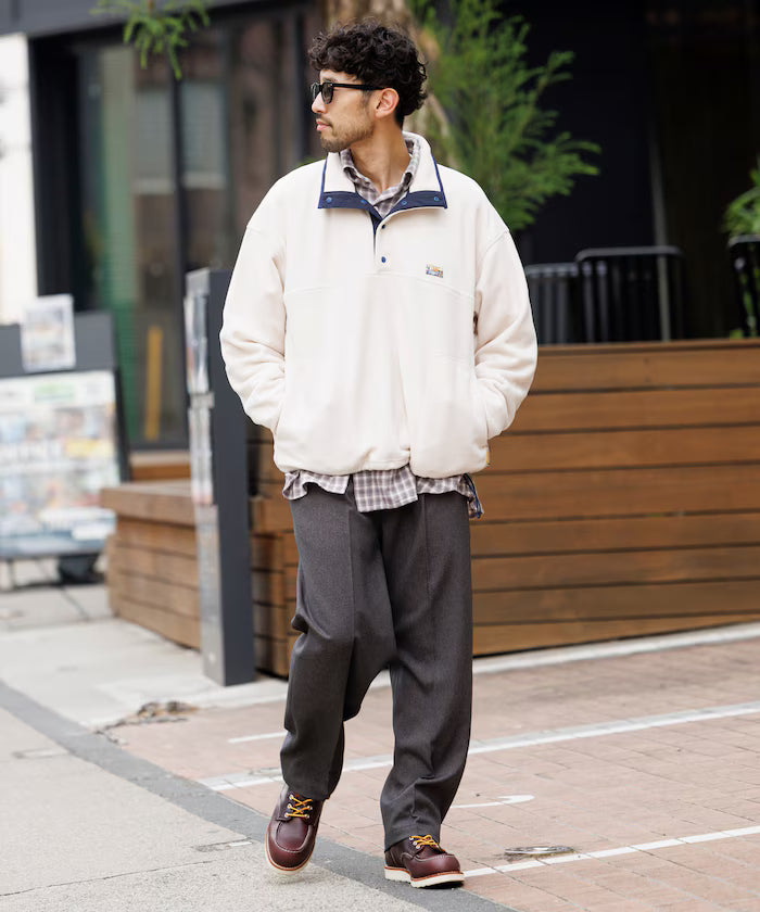 Big Silhouette One Point Logo Fleece Snap Button Spindle Pullover