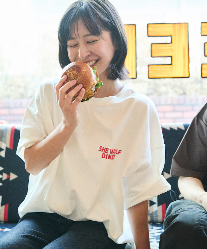 Limited Release SHE WOLF DINER × FREAK'S STORE Shewolf Diner Exclusive Big Silhouette Back Print T-Shirt Antibacterial Odor Resistance Quick Dry