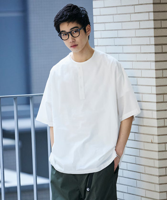 Relax Fit Relaxed Fit Henley Neck Pullover Shirt [Limited Edition]