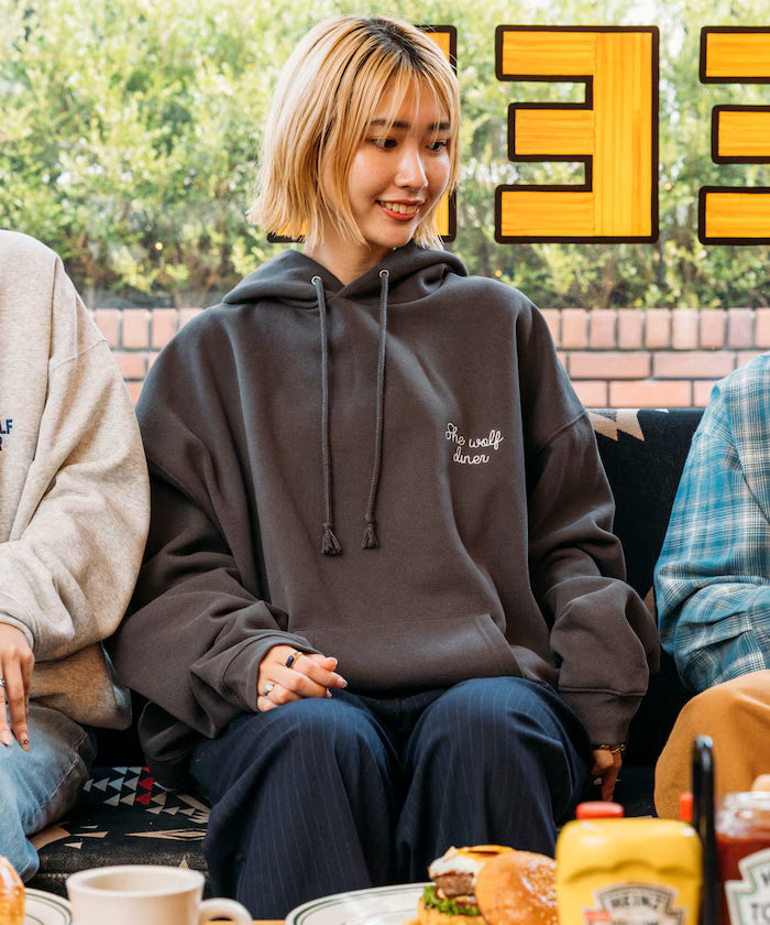 SHE WOLF DINER×FREAK'S STORE/She Wolf Diner Limited Edition Big Silhouette Back Embroidery Hoodie/WOLF 【Limited Release】
