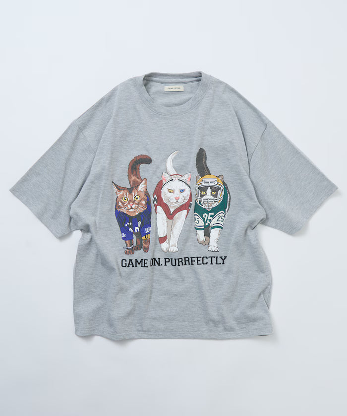 Limited Edition Big Silhouette Back Print T-Shirt THREE CATS